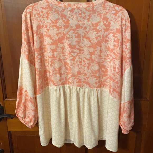 NEW DIRECTIONS TOP SIZE 1X - Picture 2 of 3